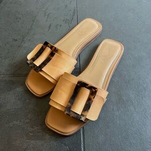 Sam Edelman Tan Sandals with Tortoiseshell Buckle